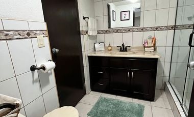 DEPARTAMENTO AMUEBLADO EN RENTA CON ACCESO PRIVADO A LA PLAYA EN ROSARITO
