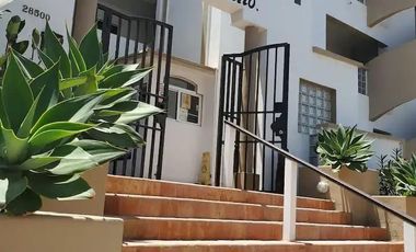 DEPARTAMENTO AMUEBLADO EN RENTA CON ACCESO PRIVADO A LA PLAYA EN ROSARITO
