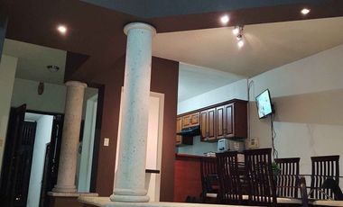 CASA SEMI AMUEBLADA EN RENTA EN PORTAL DE CUMBRES - MONTERREY