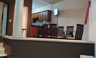 CASA SEMI AMUEBLADA EN RENTA EN PORTAL DE CUMBRES - MONTERREY