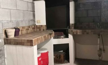 CASA SEMI AMUEBLADA EN RENTA EN PORTAL DE CUMBRES - MONTERREY