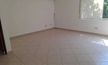 Casa en Renta – Condado de Sayavedra