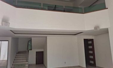 Casa en Renta – Condado de Sayavedra