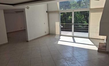 Casa en Renta – Condado de Sayavedra