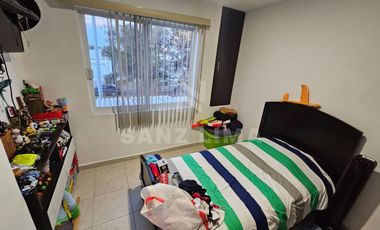 Residencial Puerta de Piedra: Casa moderna que ofrece seguad, confort y estilo.