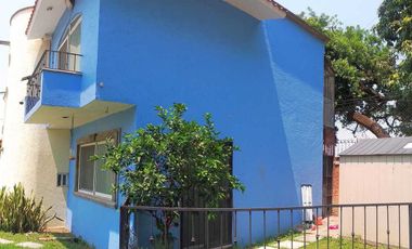 CASA EN CONDOMINIO CON ALBERCA Y ÁREAS VERDES