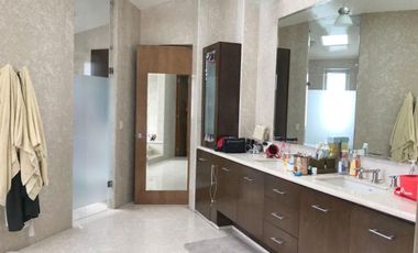 Casa en venta en Condominio en Bosques de las Lomas, CDMX