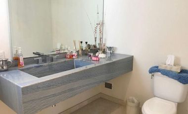 Casa en venta en Condominio en Bosques de las Lomas, CDMX