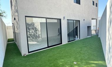Casa en VENTA O RENTA  ZEN LIFE II