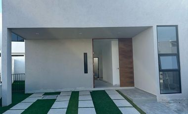 Casa en VENTA O RENTA  ZEN LIFE II