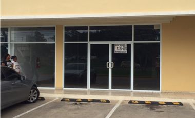 ALQUILO LOCAL EN C.C. VISTAMAR - CHORRERA