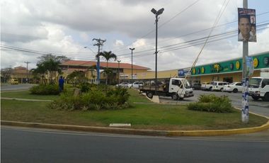 ALQUILO LOCAL EN C.C. VISTAMAR - CHORRERA