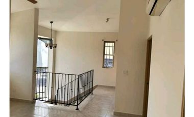 Alquiler de Casa en Embassy Gardens