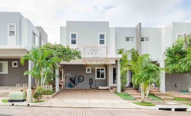 Casa en Brisas del Golf,4 Hab PH Victoria Paseo del Norte -188m2