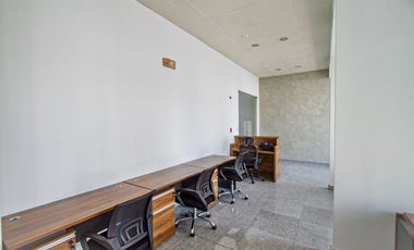 Alquiler de oficina en Bella Vista, Edificio Hábitat