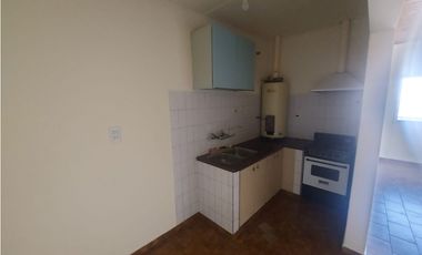 PISO COMPLETO CERETTI Y SAN MARTIN SUR
