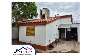 Casa 3 dor con cochera + dpto de 1 dorm con entrada independiente
