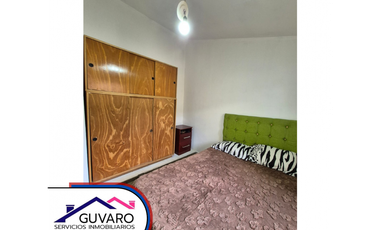Casa 3 dor con cochera + dpto de 1 dorm con entrada independiente