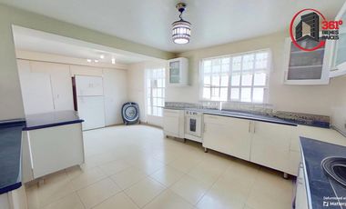 Casa Jardines de Boulevares Venta