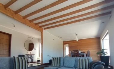 En Arriendo casa en Parcela 4D 4B, condominio seguro en Puerto Varas