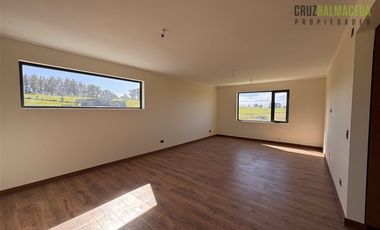Casa en Venta en Los Laureles del Maullín (Línea Nueva)
