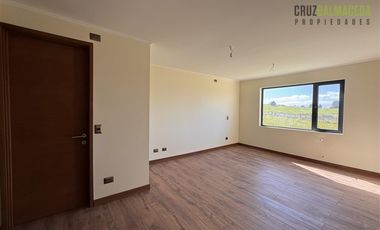 Casa en Venta en Los Laureles del Maullín (Línea Nueva)