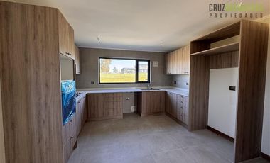 Casa en Venta en Los Laureles del Maullín (Línea Nueva)