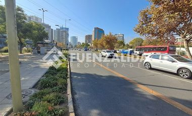 Local Comercial en Arriendo en Los Militares