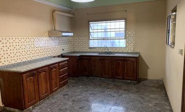 Casa en alquiler en San Justo