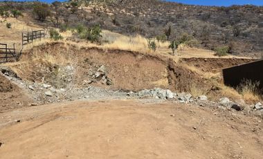 TERRENO  DE 978 M2 SE VENDE, EN LOMAS DE LO AGUIRRE