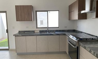 CASA EN VENTA EN VILLA IÑIGO JONES, VILLAS DEL RENACIMIENTO, TORREON COAH.