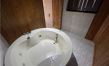 LAGUNA VERDE / CASA ESTILO COLONIAL / 762 M2