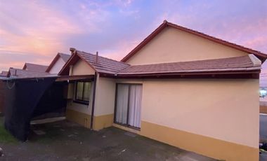 Casa en Arriendo en Lomas de lo aguirre