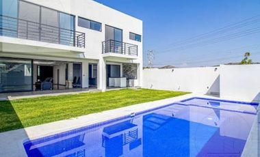 CASA EN VENTA EN BURGOS BUGAMBILIA