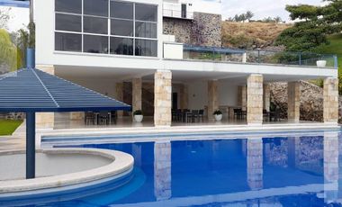 CASA EN VENTA EN BURGOS BUGAMBILIA