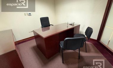 OFICINA CORPORATIVA EN RENTA TOTALMENTE AMUEBLADA EN PLANTA BAJA