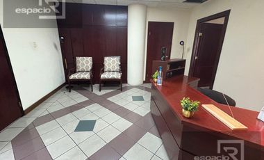 OFICINA CORPORATIVA EN RENTA TOTALMENTE AMUEBLADA EN PLANTA BAJA