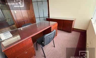 OFICINA CORPORATIVA EN RENTA TOTALMENTE AMUEBLADA EN PLANTA BAJA