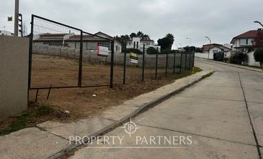 ¡Oportunidad única para construir la casa de tus sueños en uno de los mejores barrios de Coquimbo!