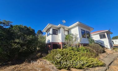 Algarrobo, Arriendo año corrido en gran casa en Condominio Puertas del Mar
