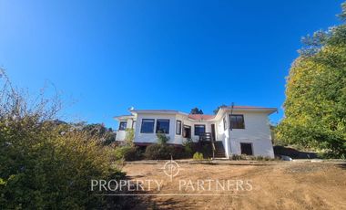 Algarrobo, Arriendo año corrido en gran casa en Condominio Puertas del Mar