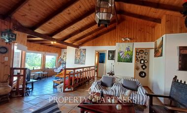 Algarrobo, Arriendo año corrido en gran casa en Condominio Puertas del Mar