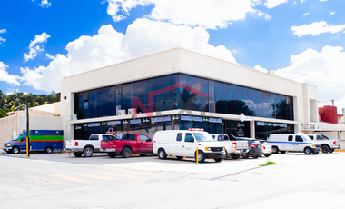 Consultorio en Clinica Cumbres #11