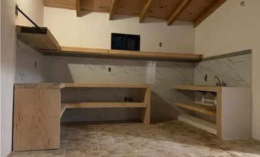 CASA EN RENTA EN ACATITLAN