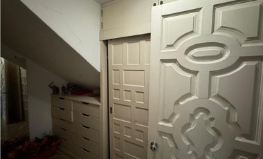 RESIDENCIA EN VENTA EN COL. ACAPANTZINGO, CUERNAVACA