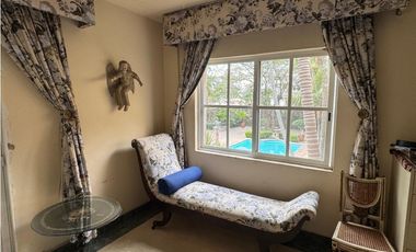 RESIDENCIA EN VENTA EN COL. ACAPANTZINGO, CUERNAVACA