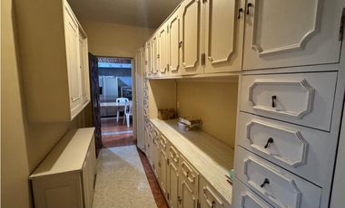 RESIDENCIA EN VENTA EN COL. ACAPANTZINGO, CUERNAVACA