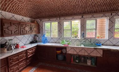 RESIDENCIA EN VENTA EN COL. ACAPANTZINGO, CUERNAVACA