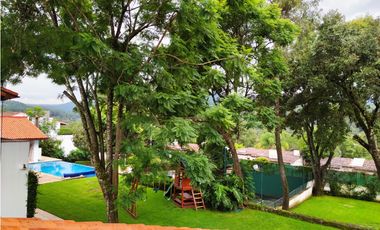 VENTA  DOS CASAS EN CLUB GOLF AVNDARO.