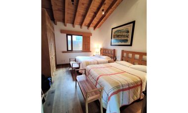 VENTA  DOS CASAS EN CLUB GOLF AVNDARO.